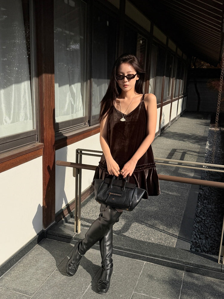 高質絲絨百褶細節連身裙