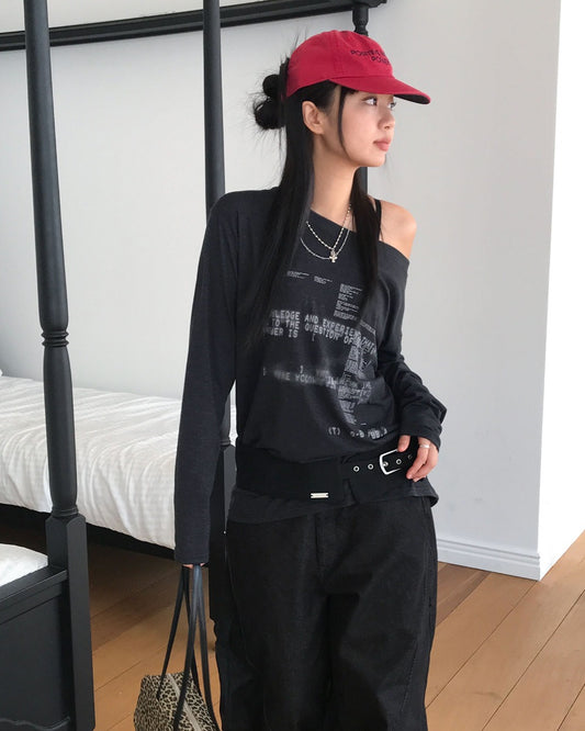 美肩復古圖案細節上衣