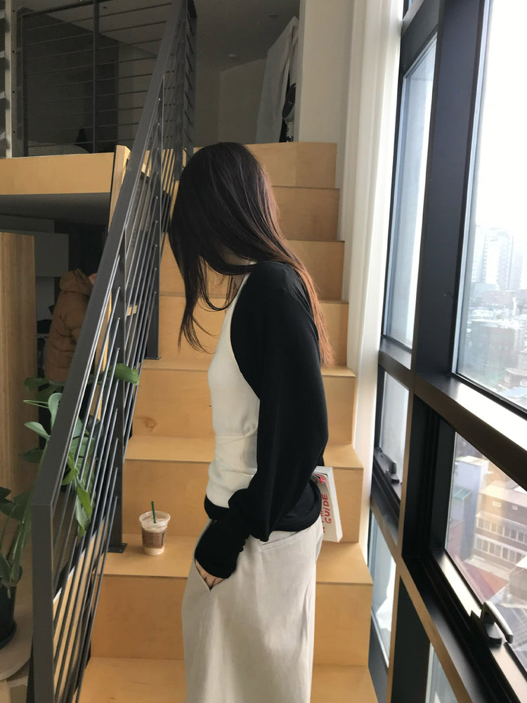 V領袖扣細節修腰上衣