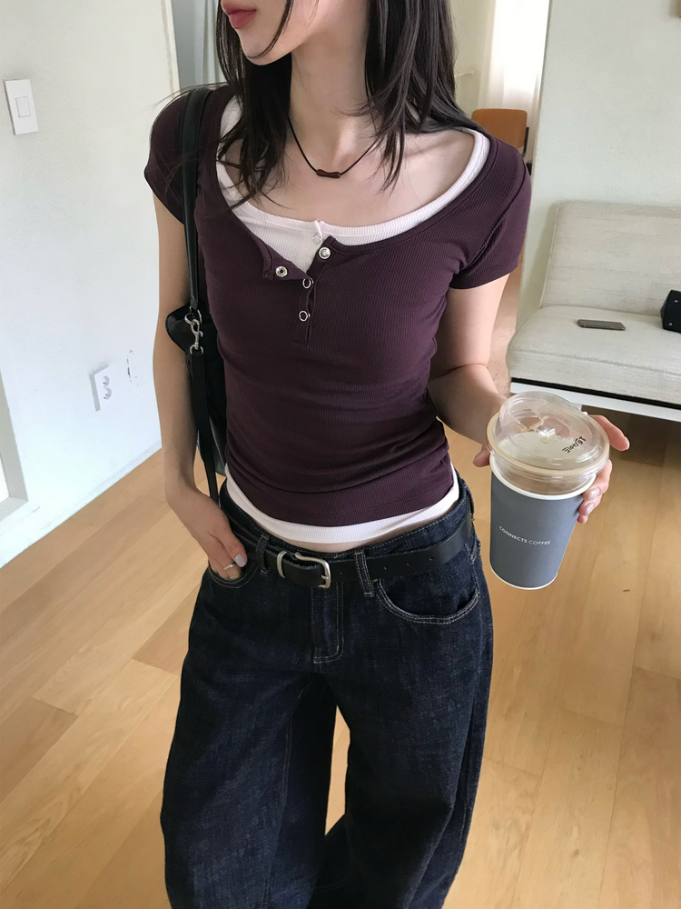 U領暗扣修身細節上衣