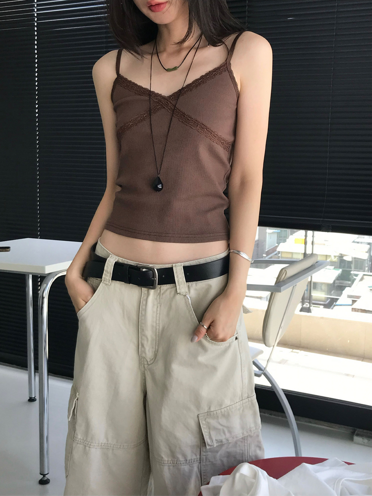 美色蕾絲邊交疊背心
