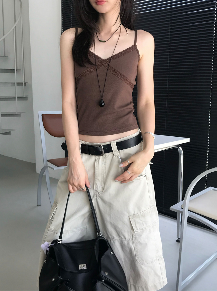美色蕾絲邊交疊背心