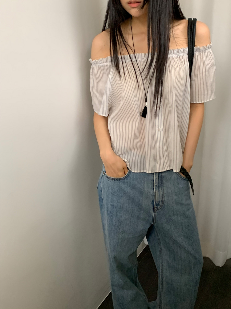 條紋美肩排鈕上衣