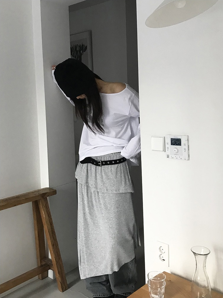 美肩數字印花休閒上衣