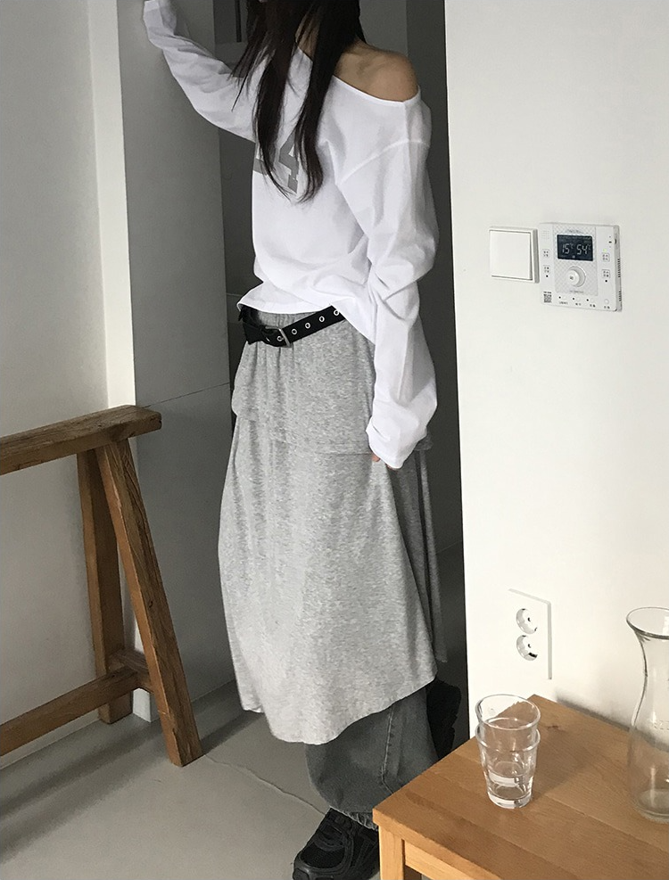 美肩數字印花休閒上衣