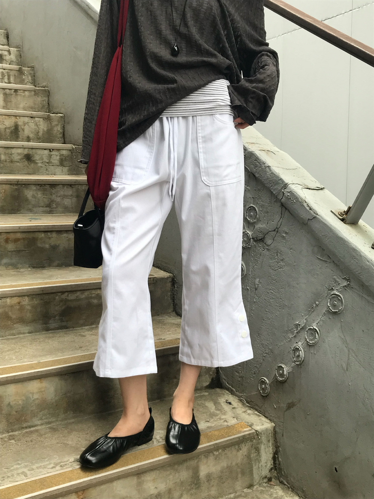 條紋掛脖上衣