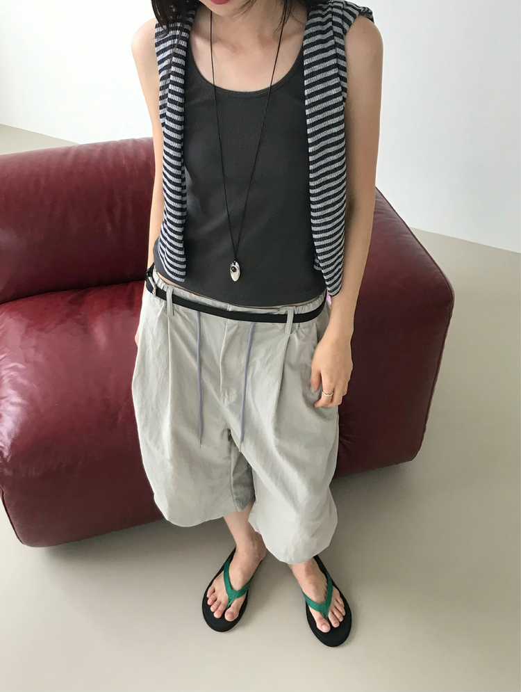 美背V領細帶修身背心