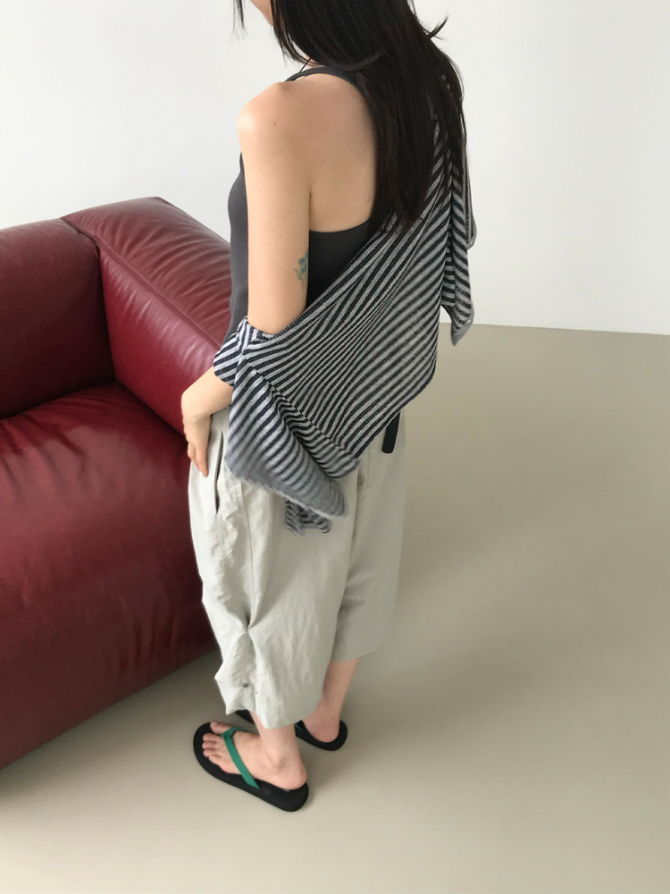 美背V領細帶修身背心