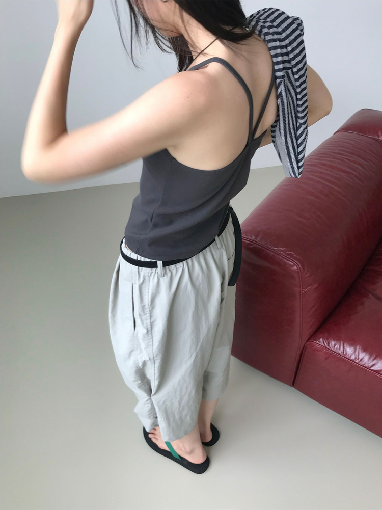 美背V領細帶修身背心