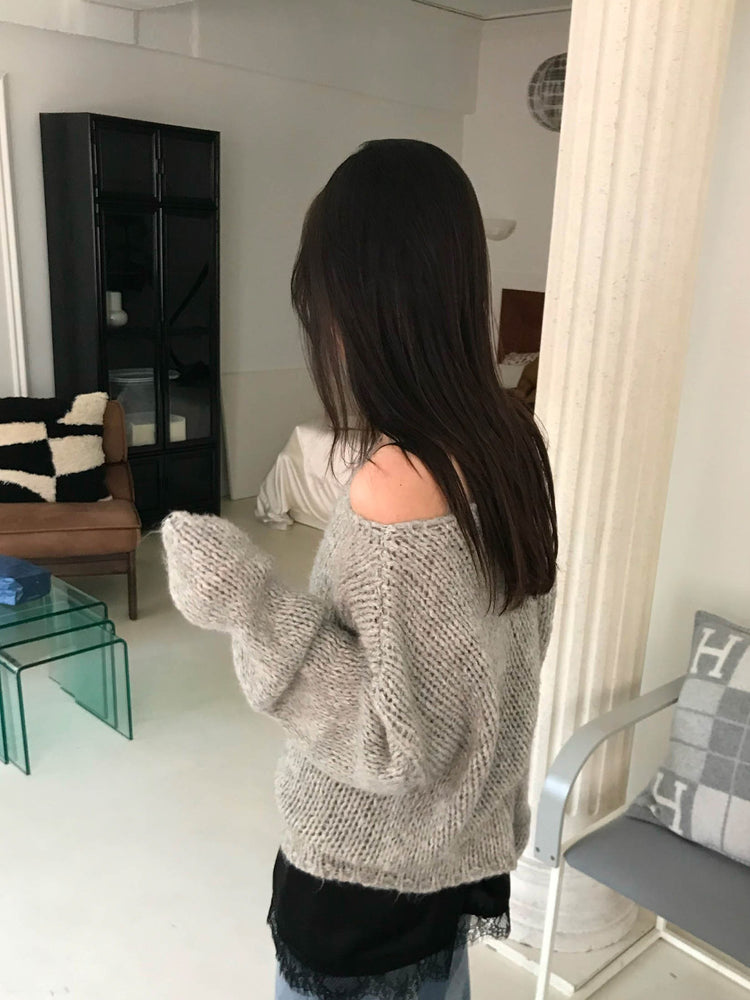 側露肩粗針針織上衣