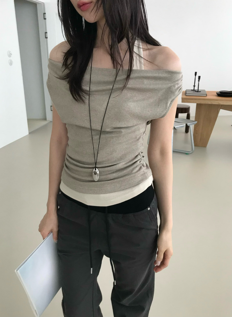 美肩抓皺細節假兩件上衣