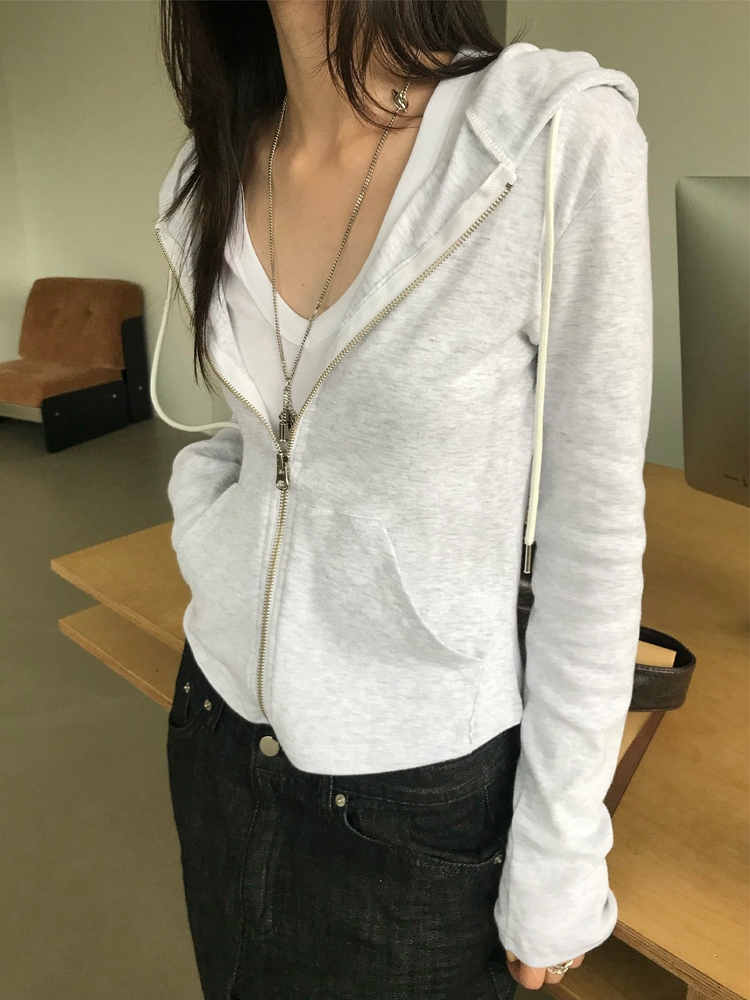 輕薄弧下擺連帽修身外套