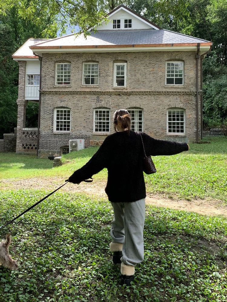 鬚毛質感寬鬆毛衣