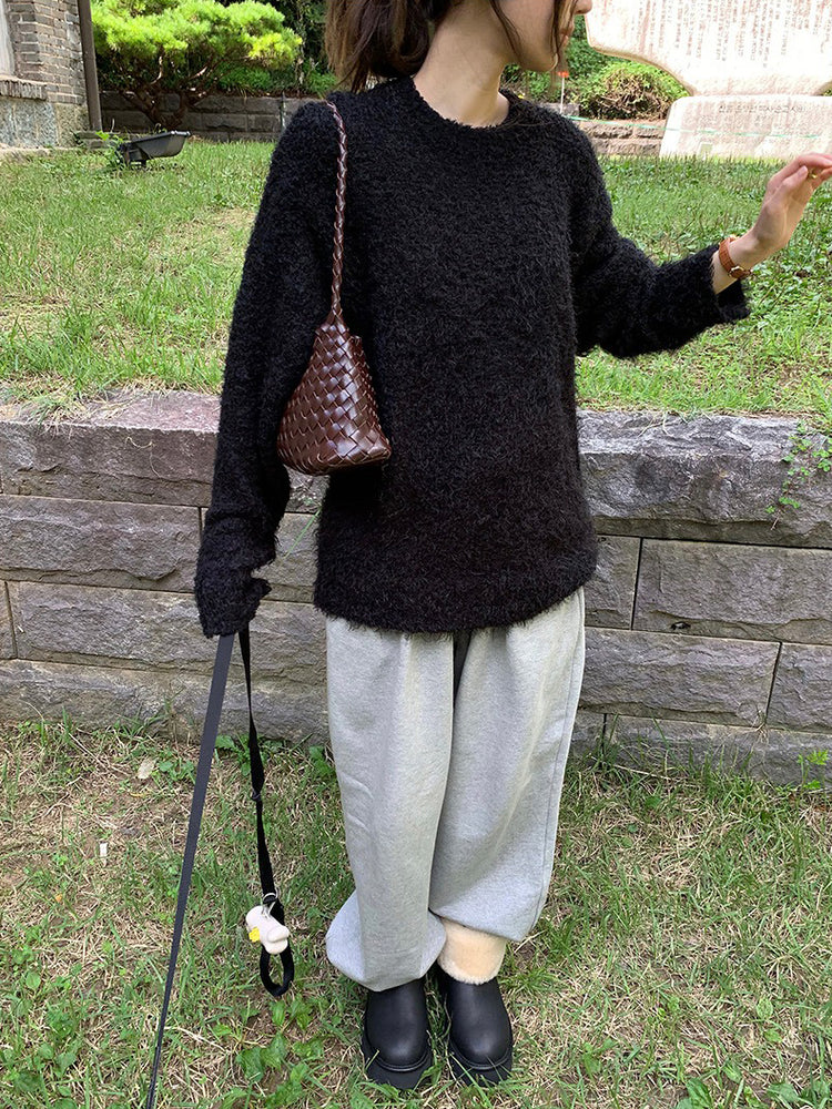 鬚毛質感寬鬆毛衣