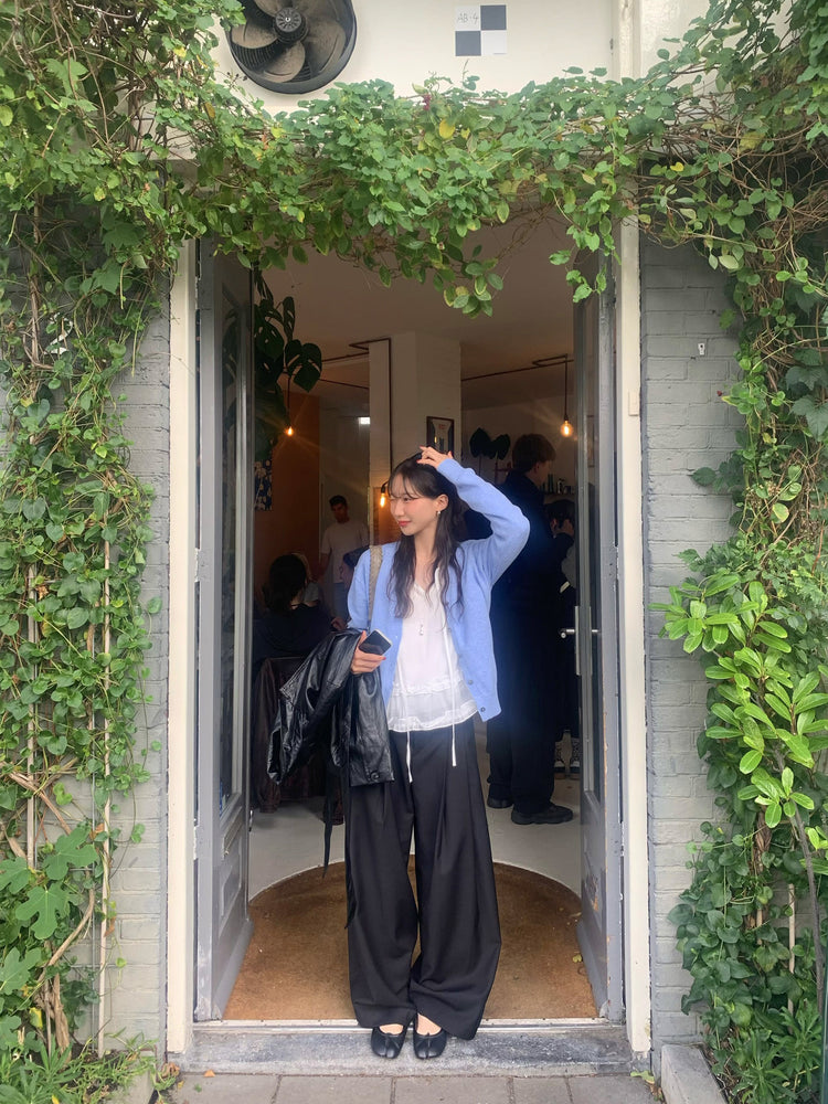 微透垂帶荷葉邊細節上衣