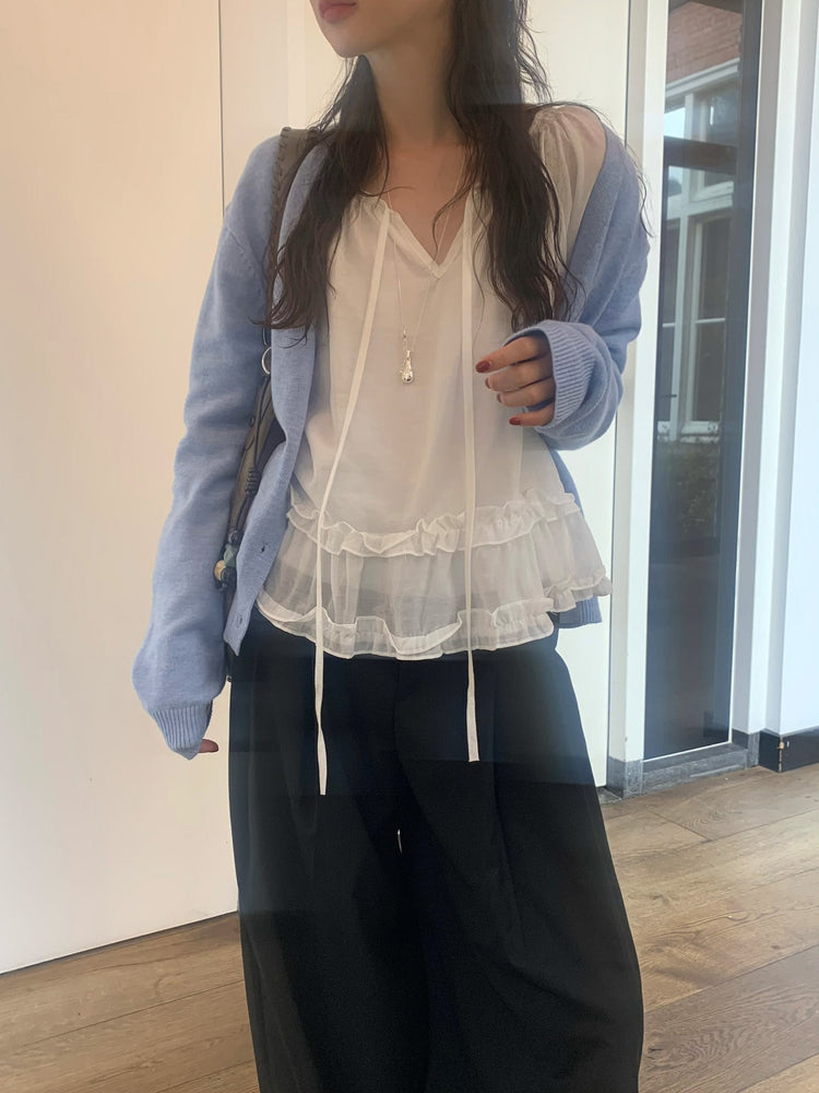 微透垂帶荷葉邊細節上衣
