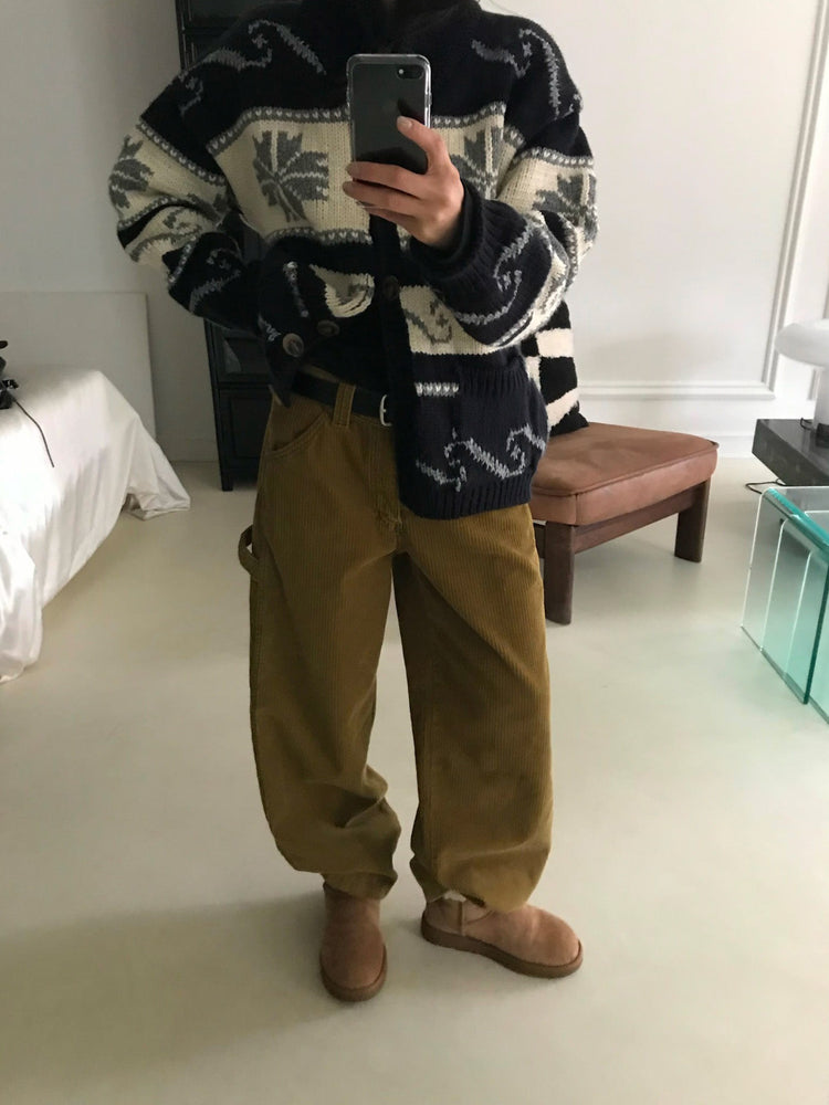 美色船領細節上衣