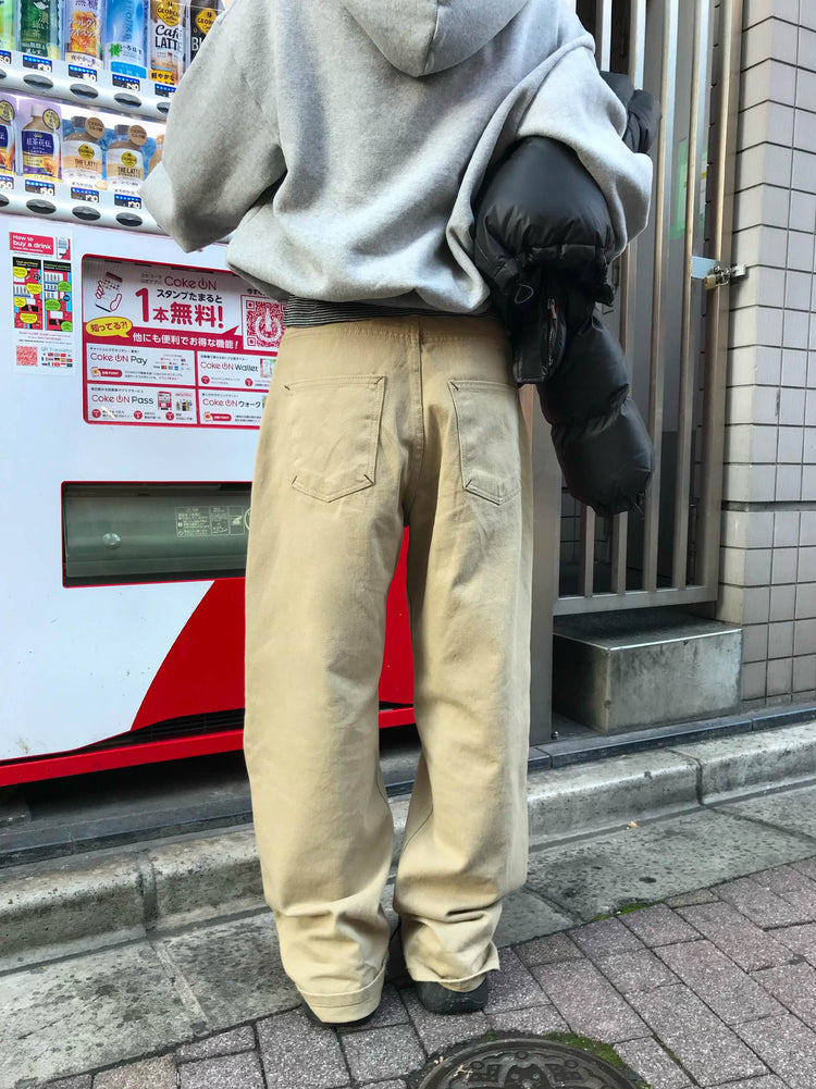 背口袋細節寬鬆直褲