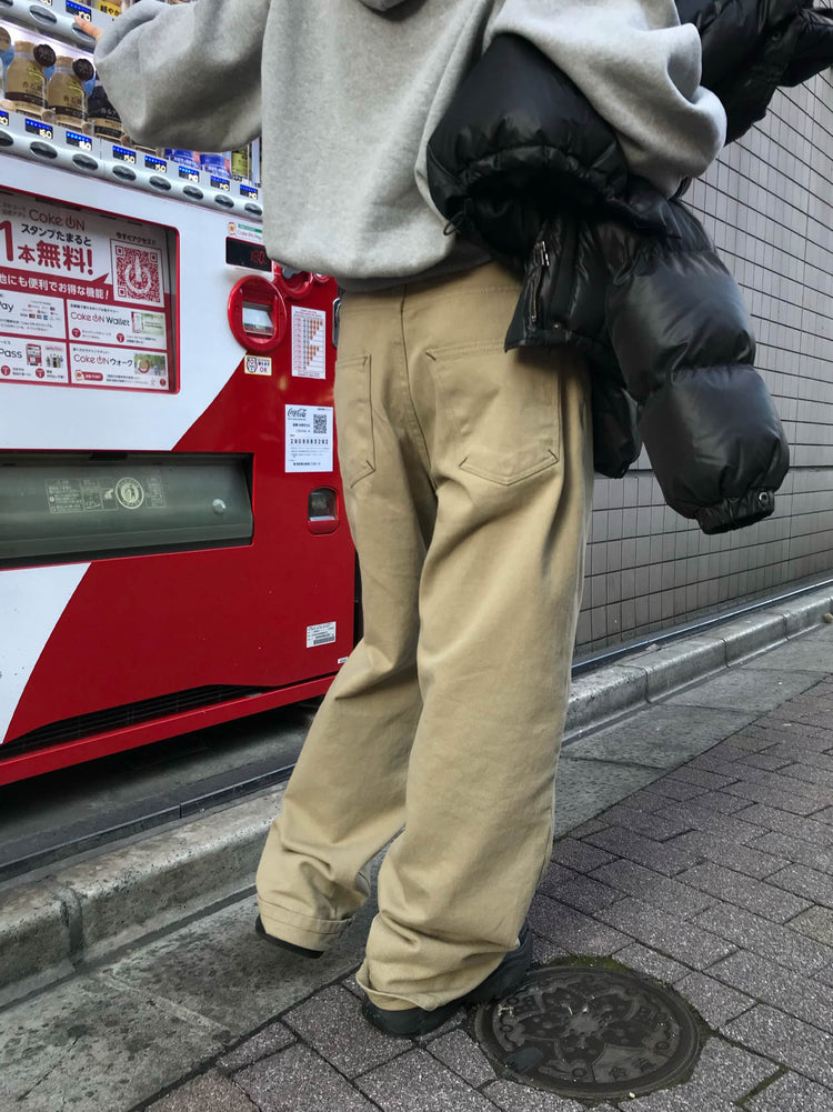 背口袋細節寬鬆直褲