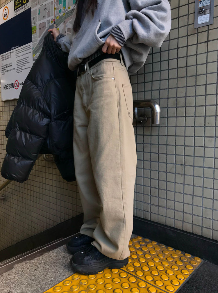 背口袋細節寬鬆直褲