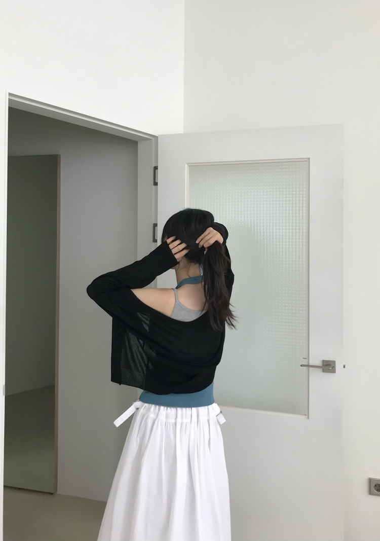 美色微透深V排鈕針織外套