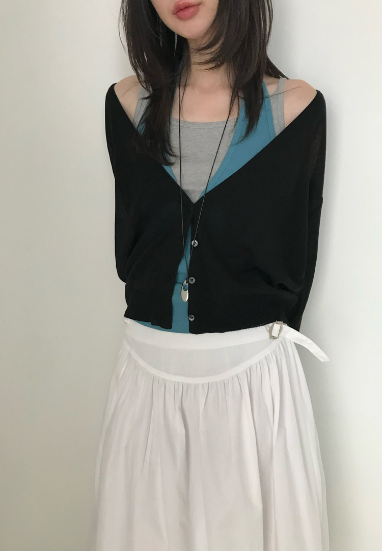 美色微透深V排鈕針織外套
