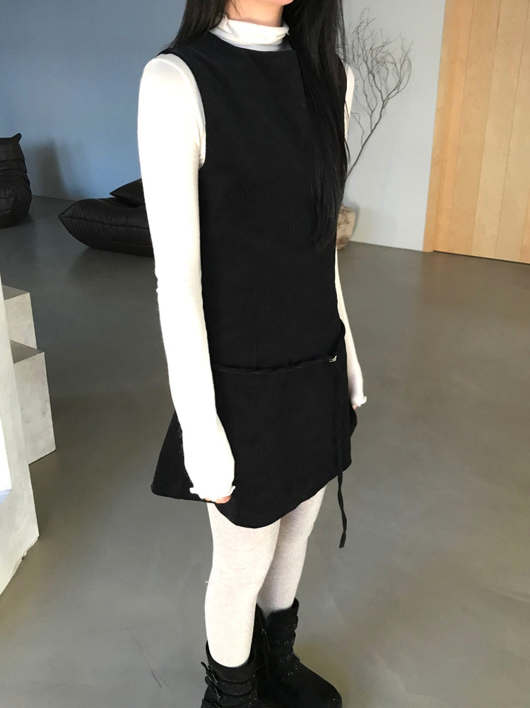 經典極簡腰帶細節連身裙