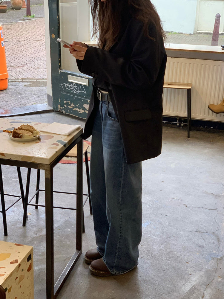 復古美刷色微鬆直筒牛仔褲