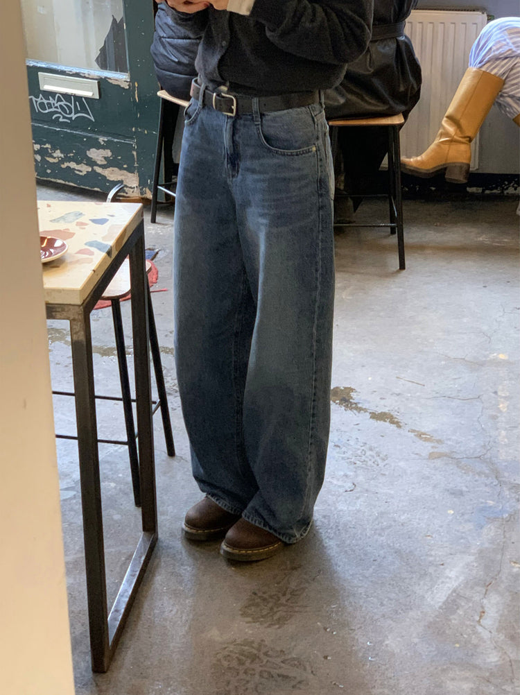 復古美刷色微鬆直筒牛仔褲