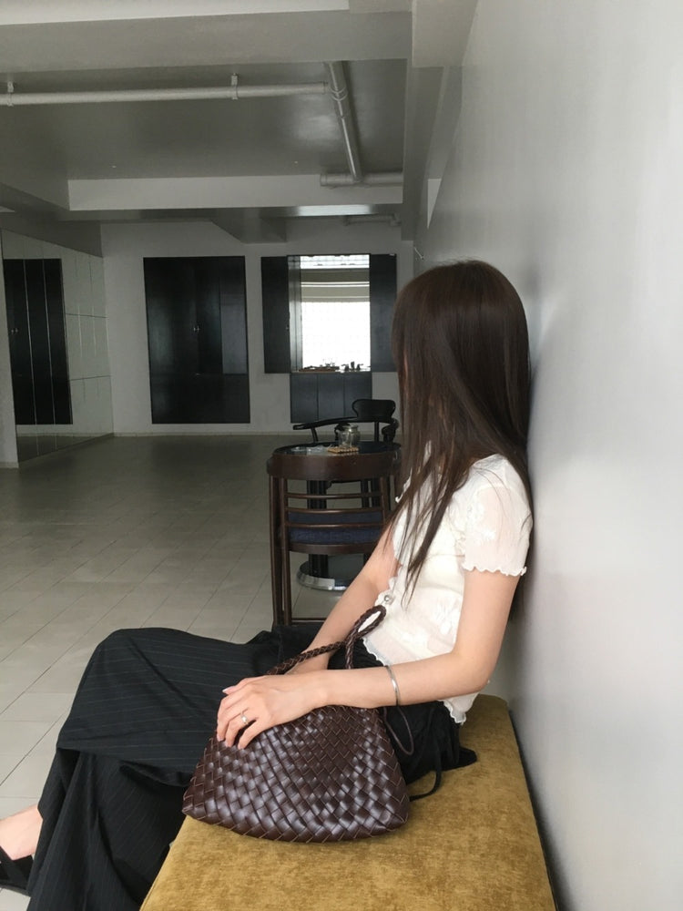 透膚立體花設計感上衣