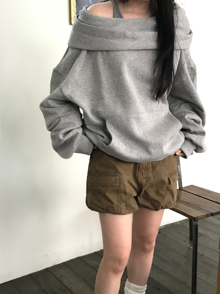 露肩連帽細節寬鬆衛衣