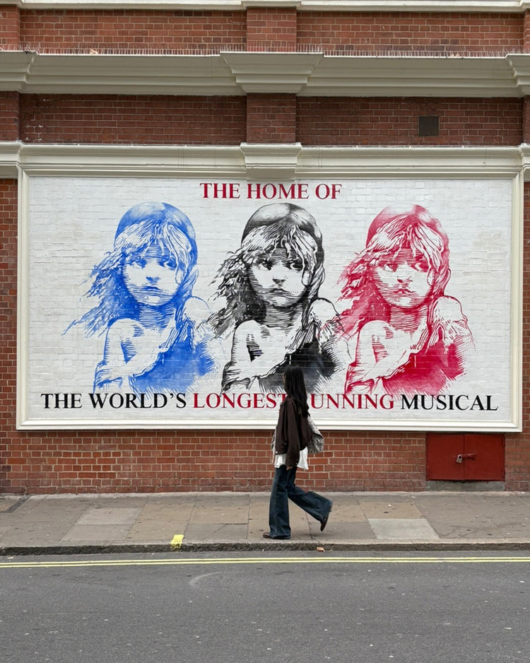 美色銀標細節翻領外套