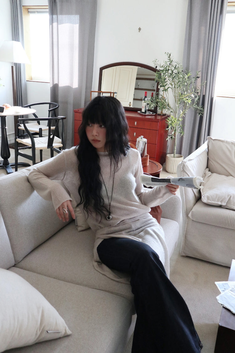 微透膚羊駝毛船領針織上衣