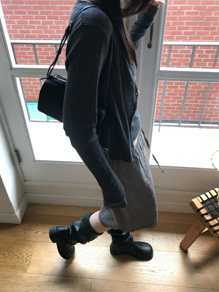 坑紋排鈕修身背心套裝
