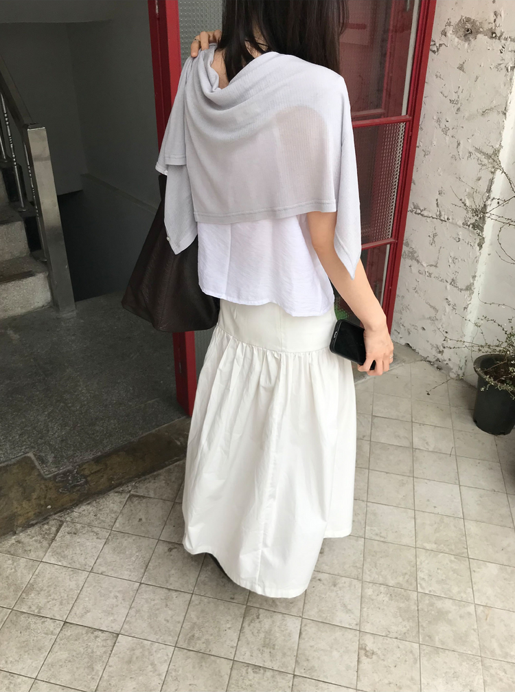 蕾絲百褶細節綁帶背心