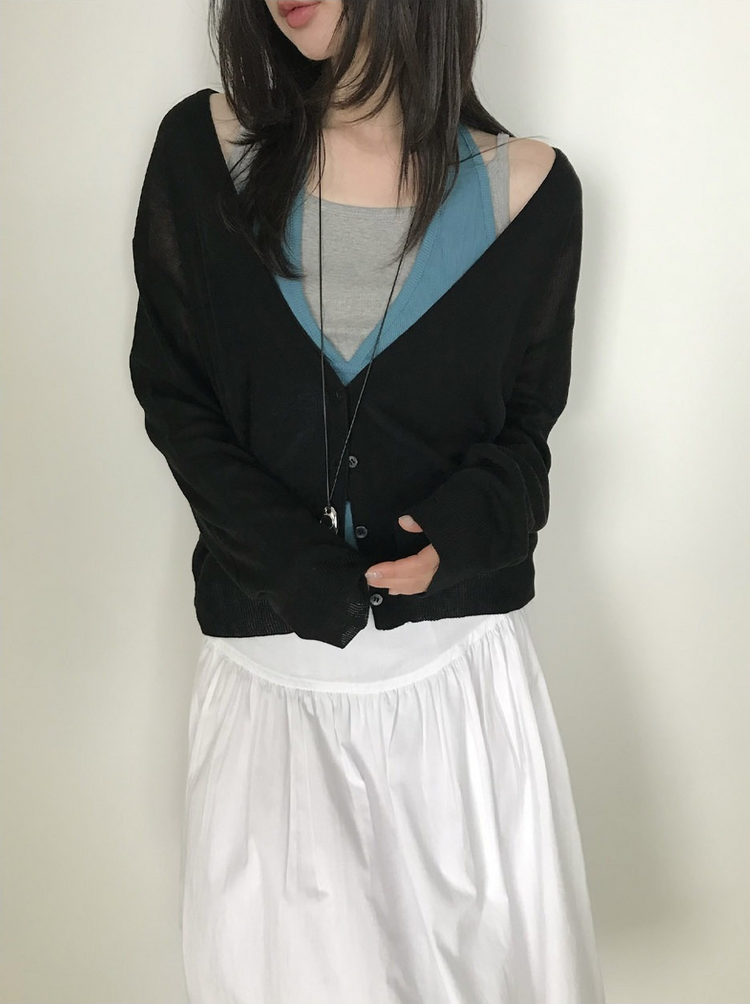 側扣弧壓線細節花苞裙