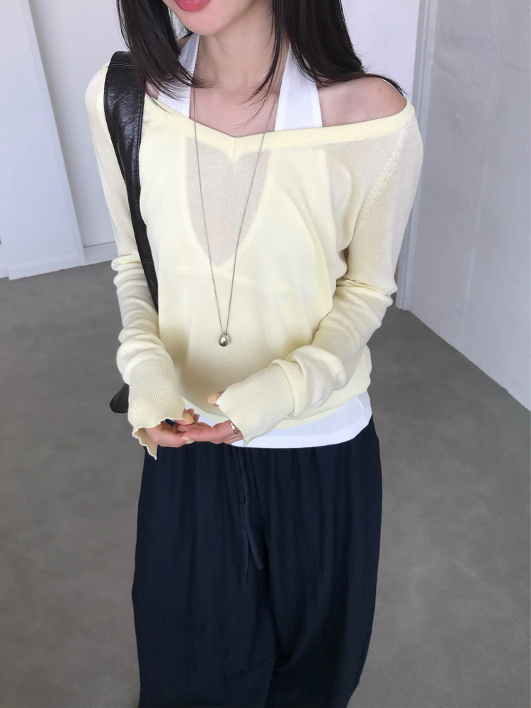 美色透膚V領針織上衣
