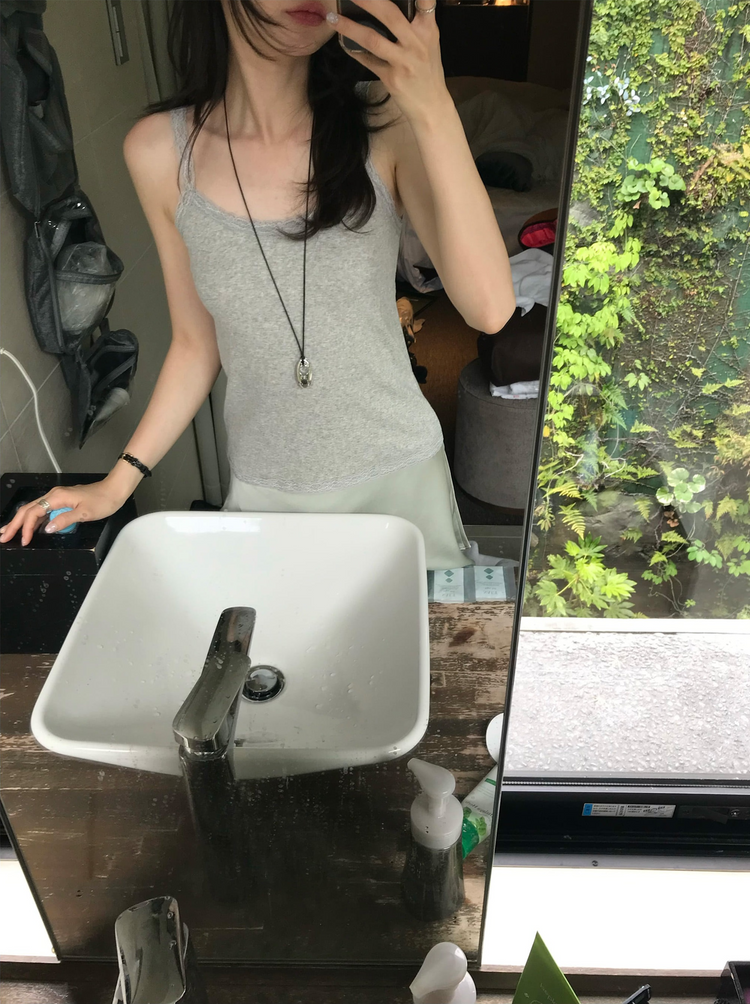 美色蕾絲邊細節背心