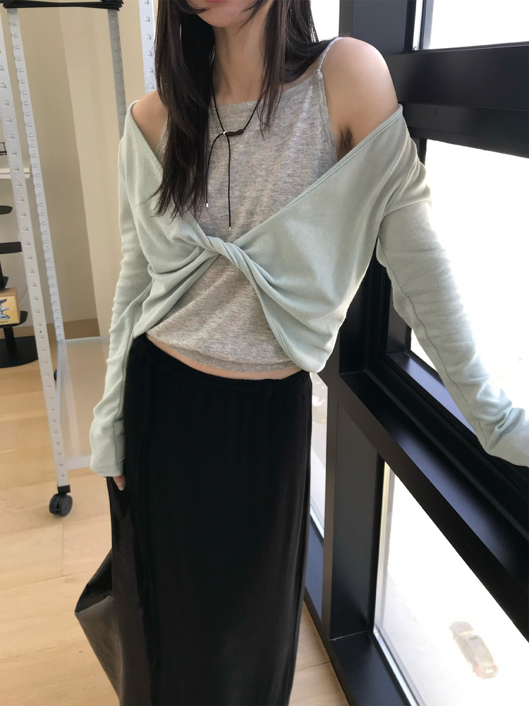 美色扭結細節上衣