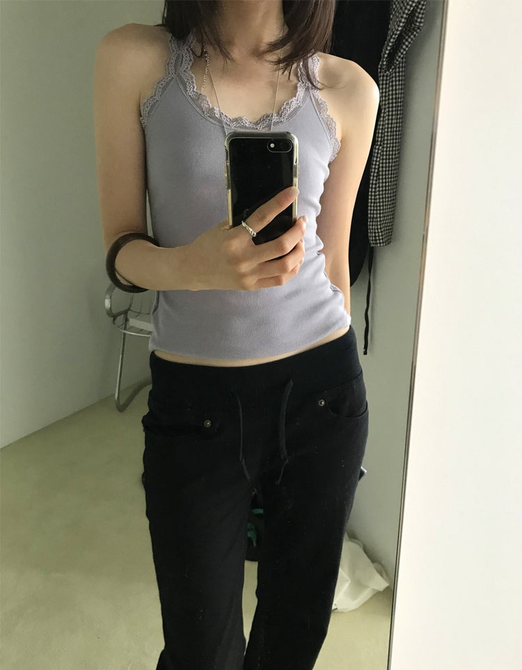 美背蕾絲U領修身上衣