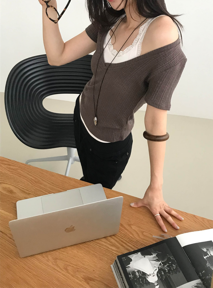 坑紋深V領修身上衣