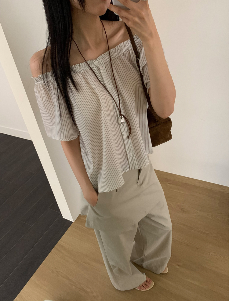 條紋美肩排鈕上衣
