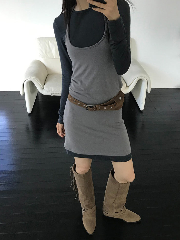 麂皮流蘇細節尖頭長靴