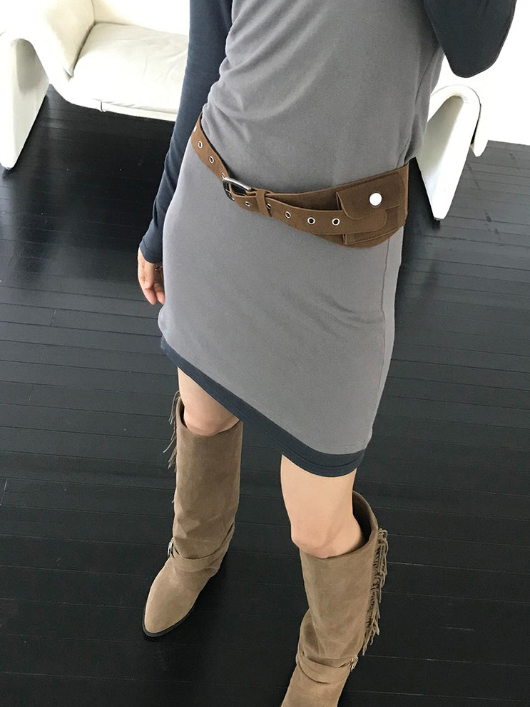 麂皮流蘇細節尖頭長靴