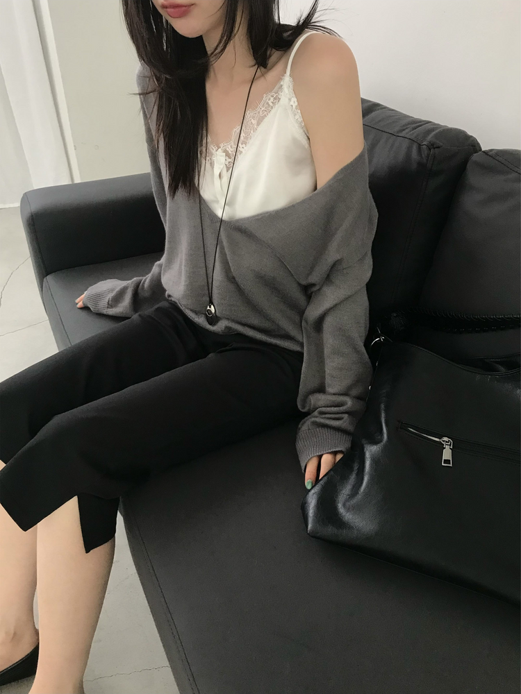 霧光澤蕾絲邊細節修腰上衣