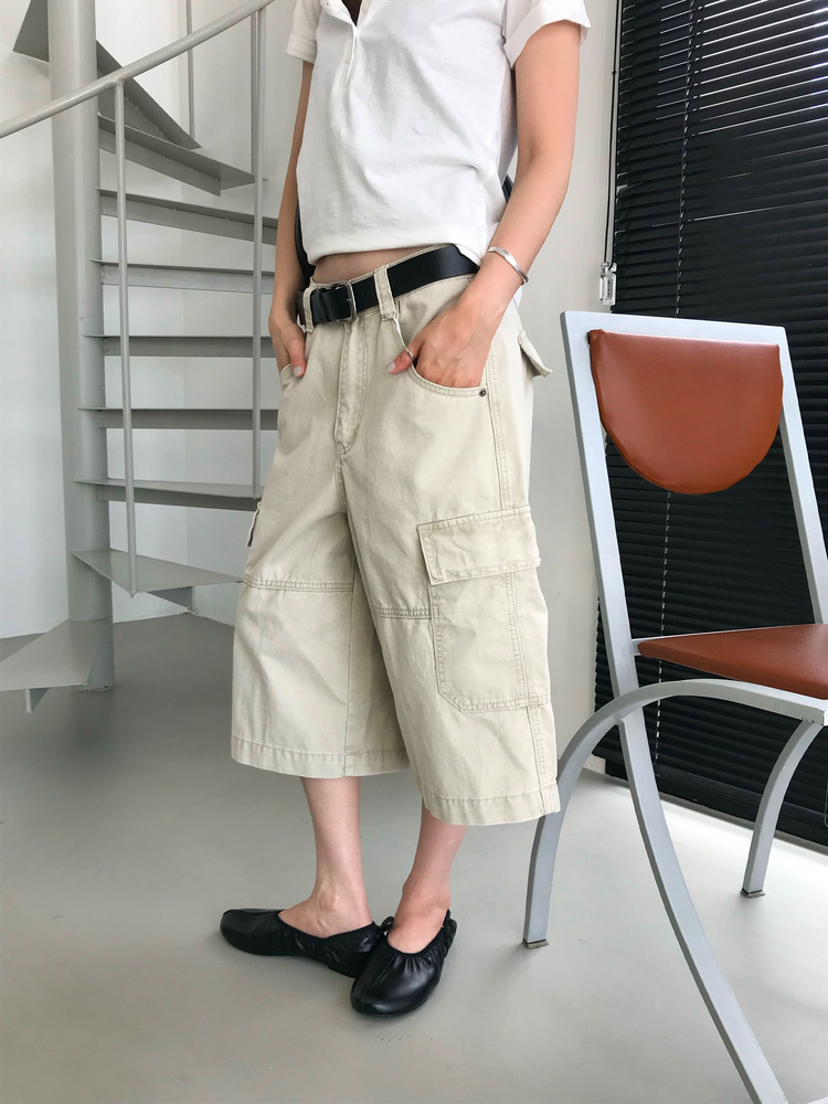美色蕾絲邊交疊背心