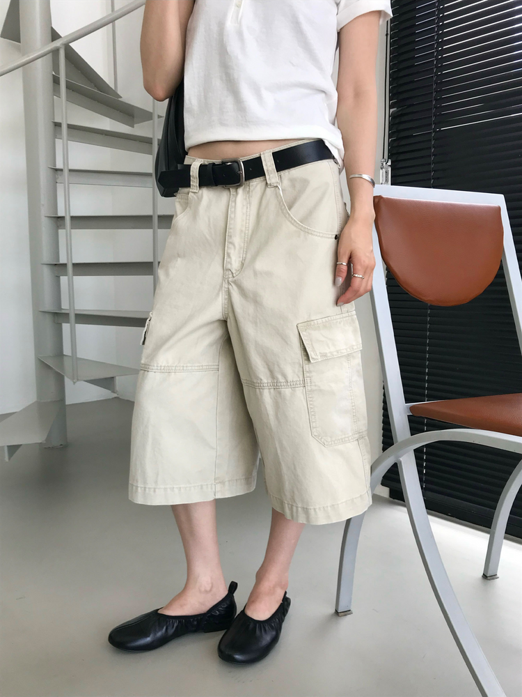 美色蕾絲邊交疊背心
