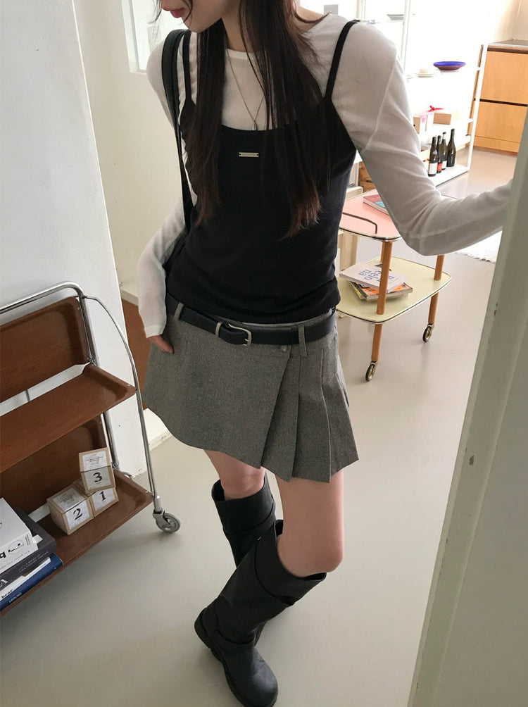 美色細帶鐵牌修身背心