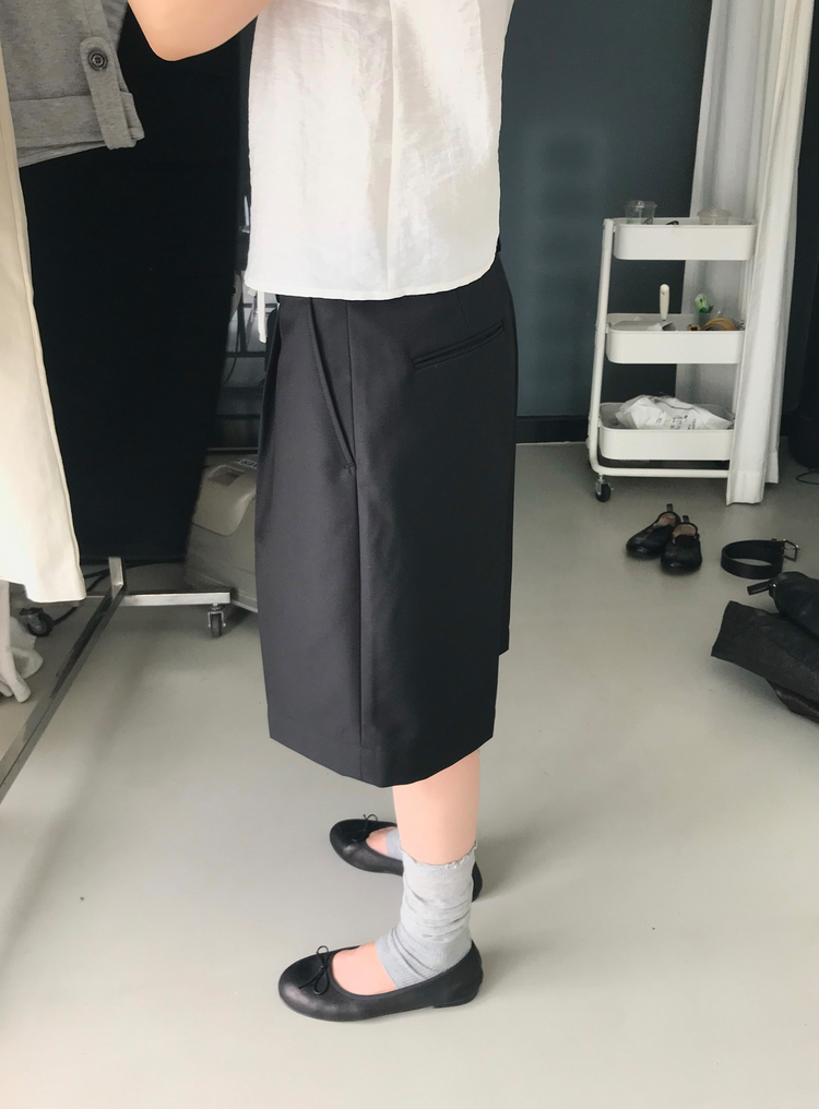 簡約單壓褶五分褲