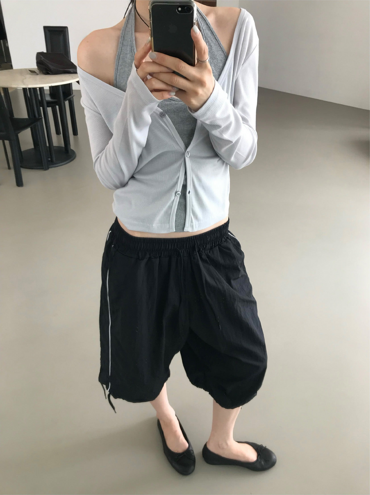 深V坑紋排鈕外套